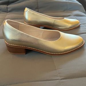 Gold block heel - Intentionally Blank size 10